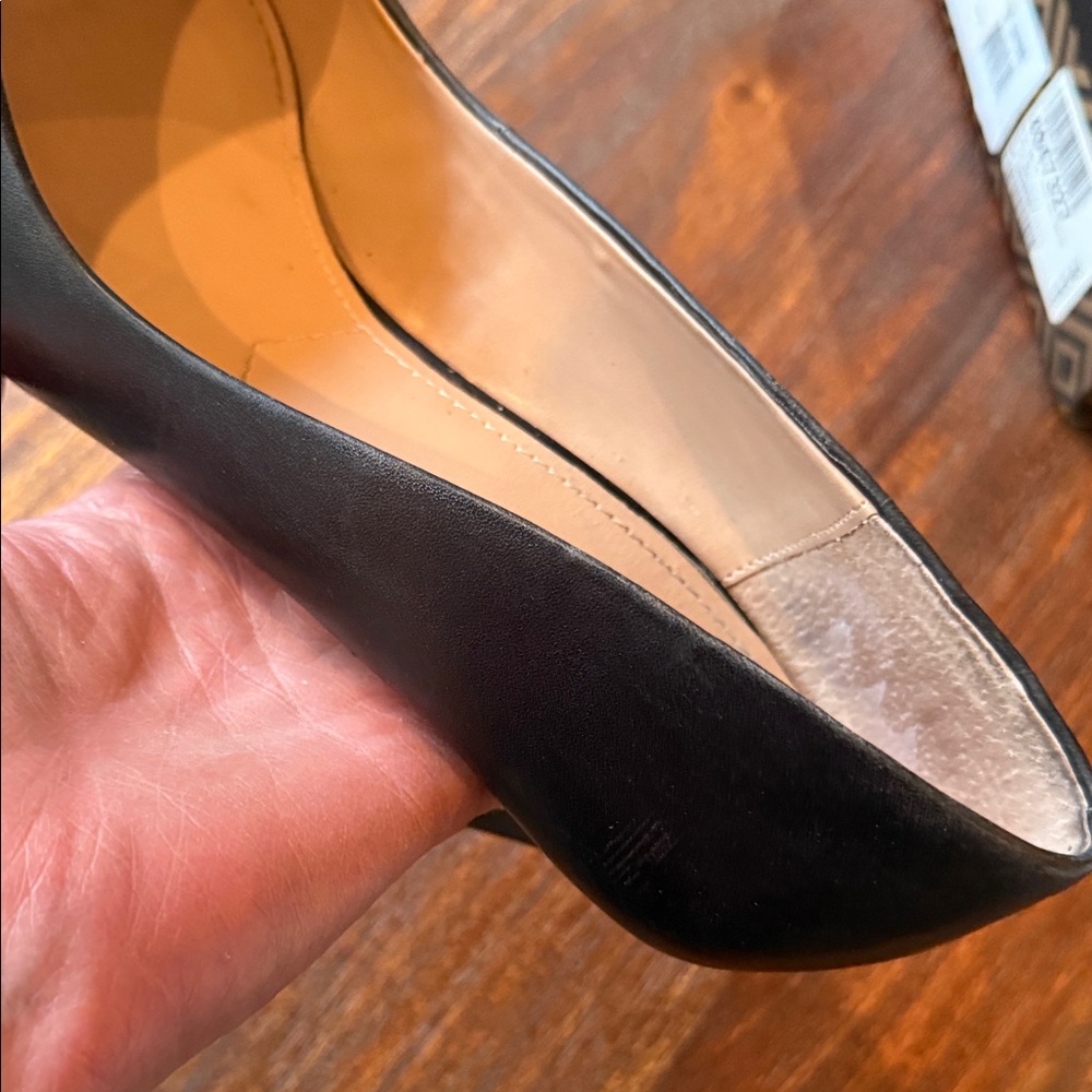 Charles David Lesslie Classic Black Leather Heels Size 9 - Picture 4 of 11